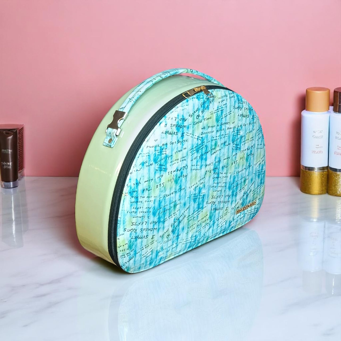 Notes Makeup Organizer